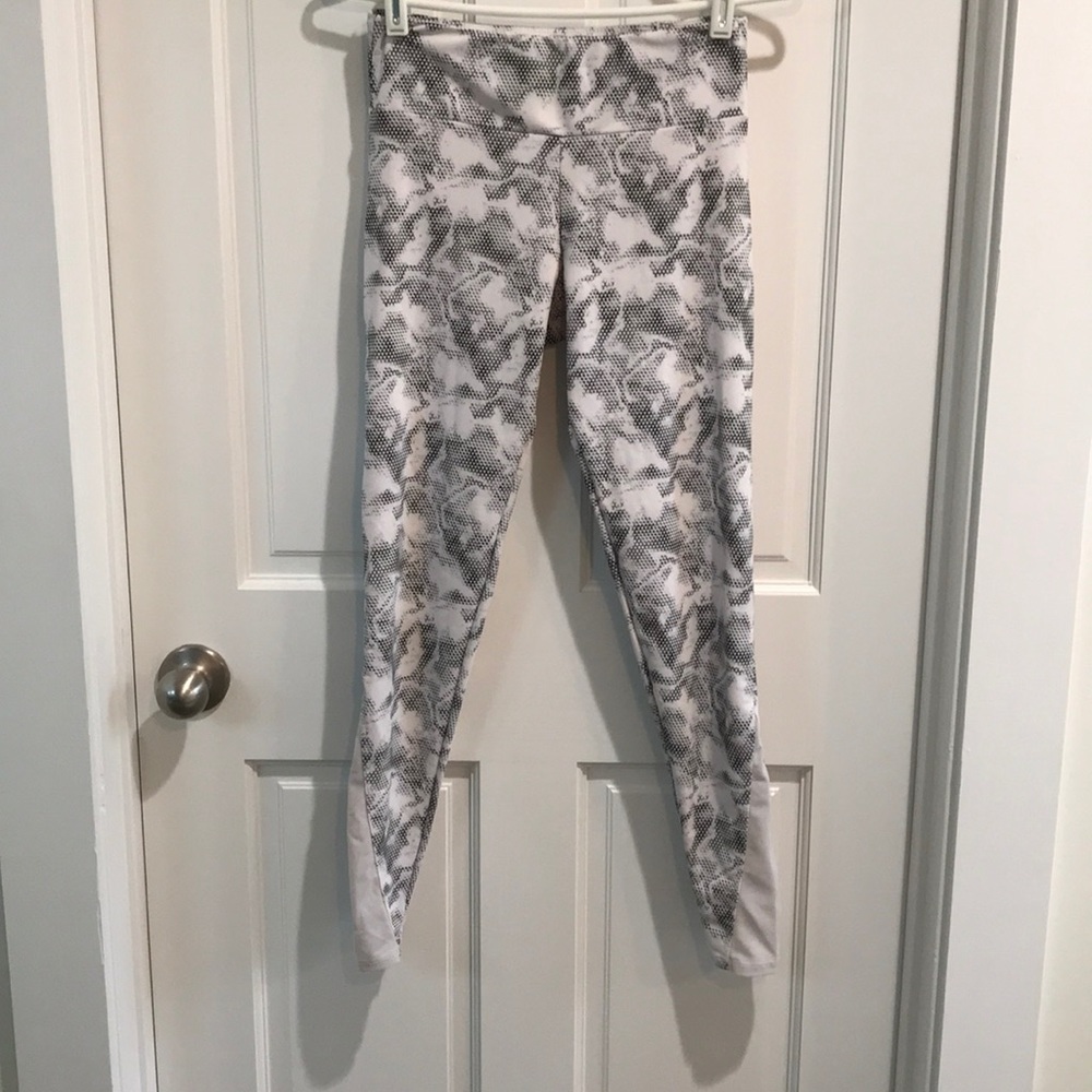 Workout Onzie leggings